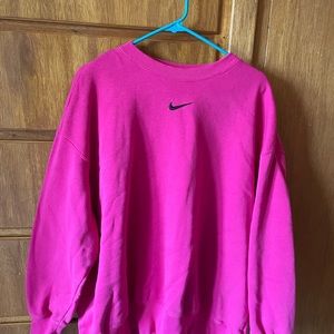 Women’s oversized Nike crew neck.